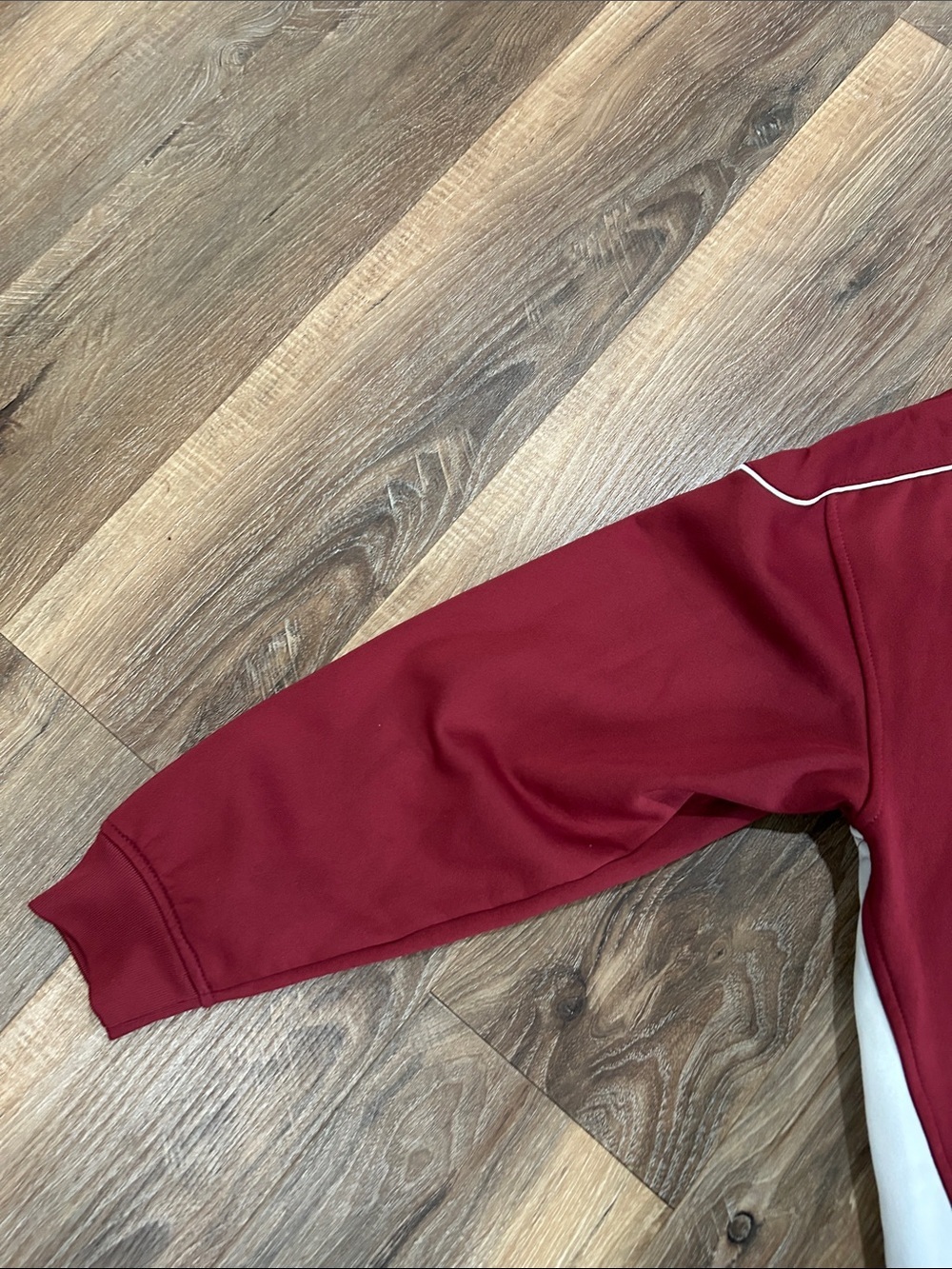 Washington Redskins Hoodie Youth Large (12-14). Burgundy/Gold - Picture 8 of 10